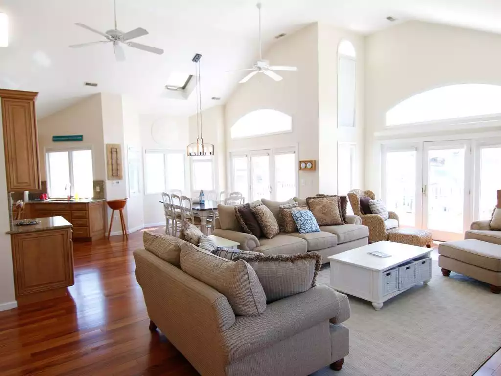 5th-house-from-beach-86th-st/