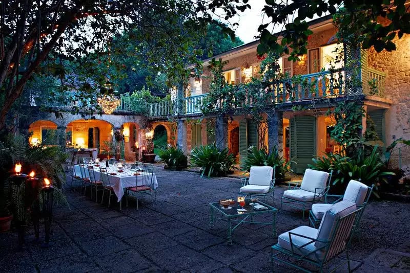Fustic House