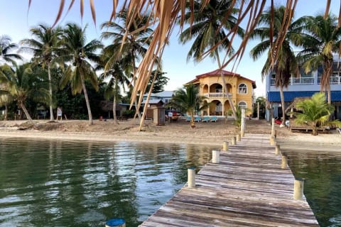 Ocean Front Luxury, Ground Floor Villa, Sleep 6