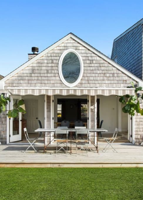 Elegantes & Stilvolles 4 Schlafzimmer Bellport Bungalow mit Pool - Bellport