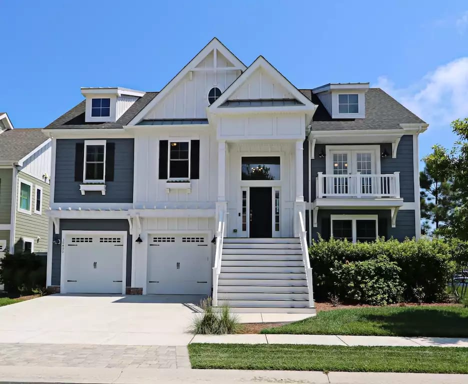 Exterior - Front