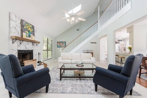 4-Bedroom Lakehome near Beach Mayo&All