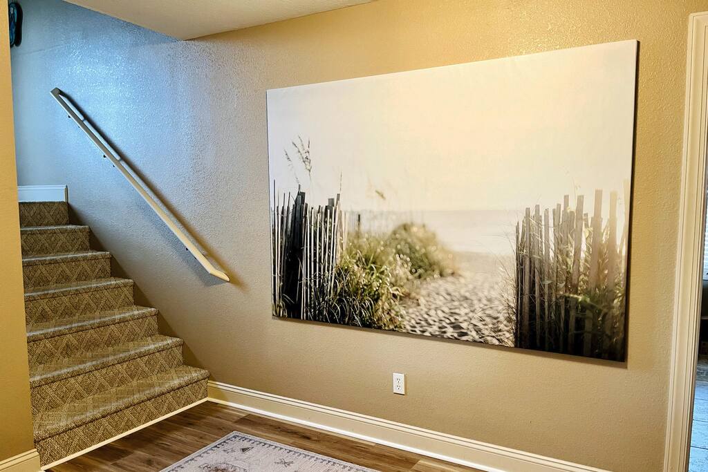 Selfie Wall (1st floor) - OBX Landing-Ocean Views, Walk to the Beach, MP7.5 - Kill Devil Hills