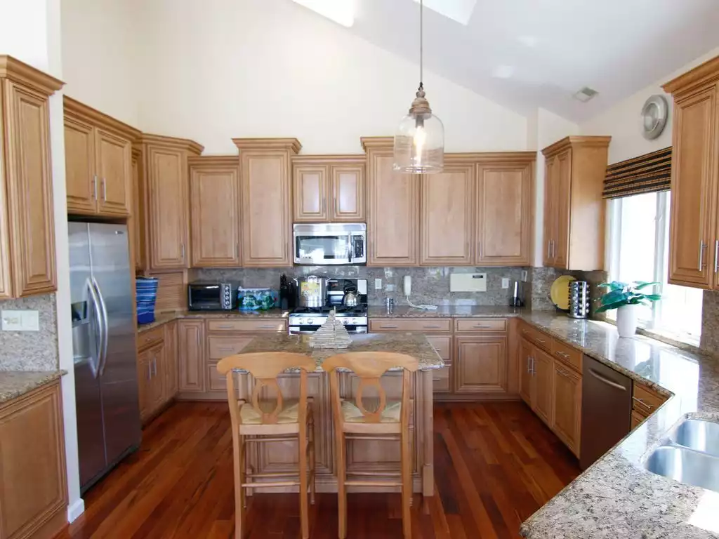 5th-house-from-beach-86th-st/