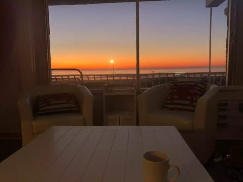 North Wildwood Oceanfront Oasis - Trylon 306