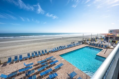 Sands Ocean Club 209 - Studio