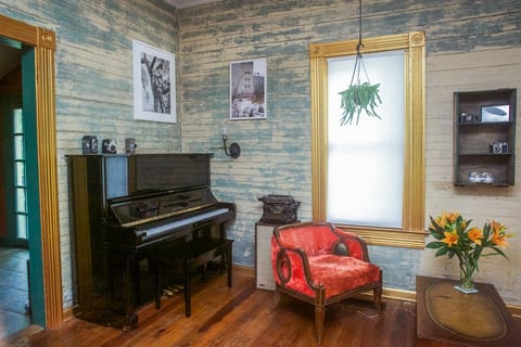 Live in a Work of Art!