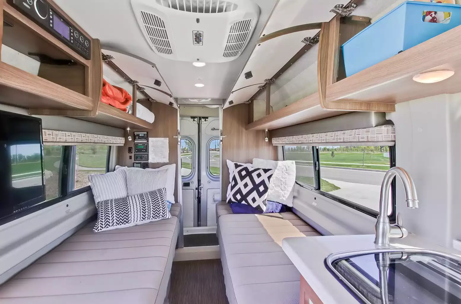 winnebago-travato-59k-class-b-rv/