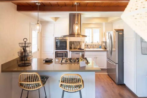 4BR Fam Friendly w/Great Yard!