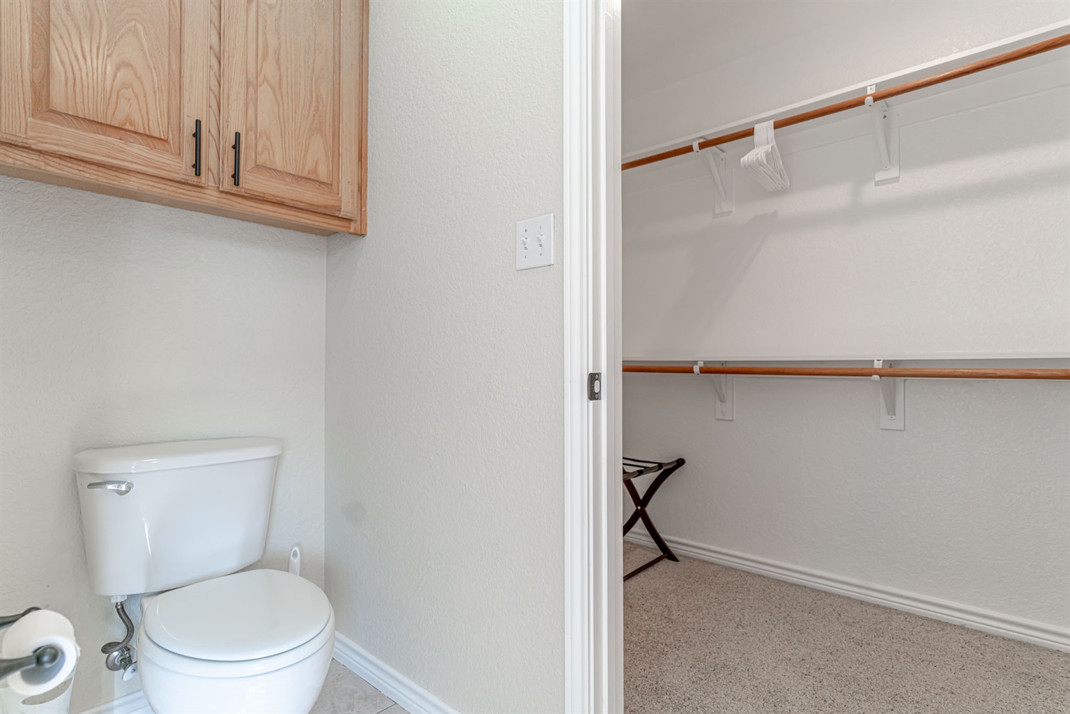 Great Escape Master Ensuite/Closet - The Great Escape in Granbury - Granbury