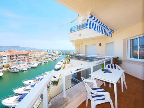Club Nautic