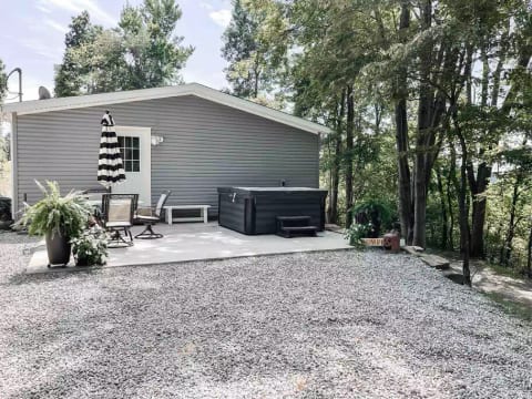 Hocking Hills House on 22 Private Acres