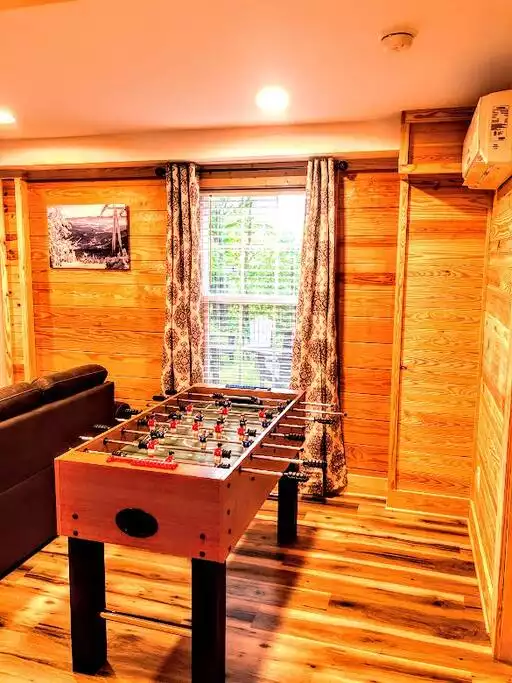 Fooseball table for your enjoyment! Fooseball table for your enjoyment! - The Blue Ridge Cabin - Roseland