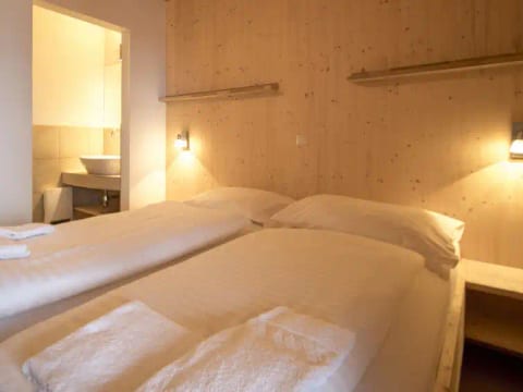 #42 mit Sauna und Sprudelbad innen