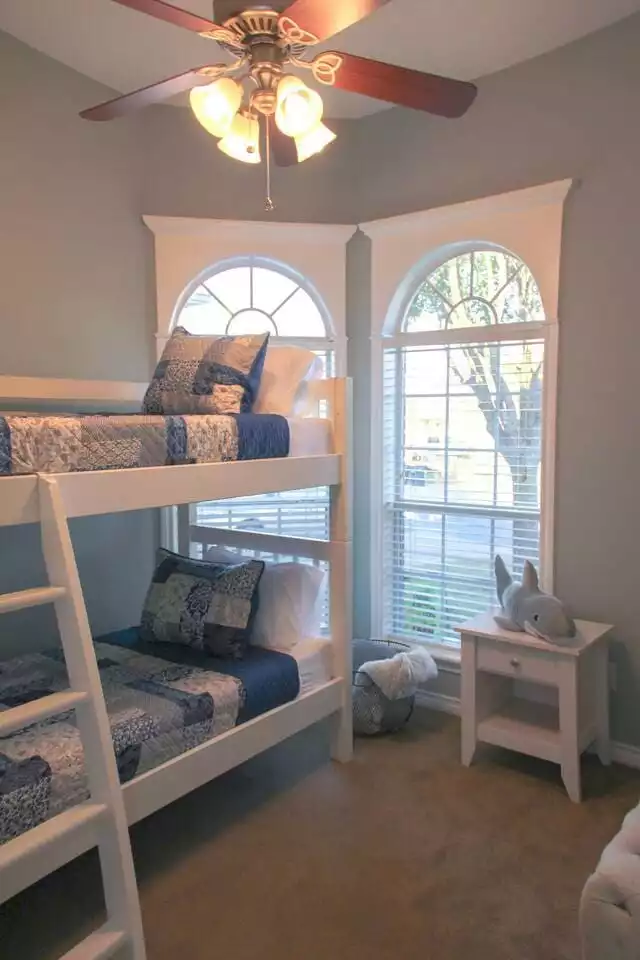 Century Tree Lodge