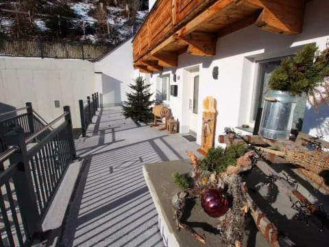 Waldeck 2
