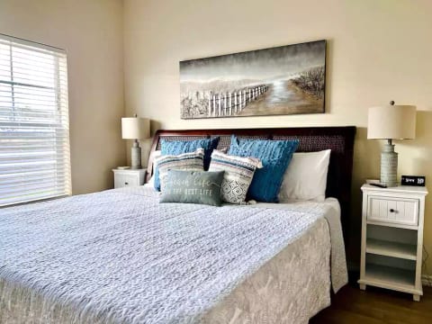 Primary bedroom with King Tempur-pedid mattress.