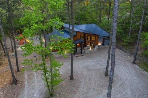 Cabin Bry The Creek