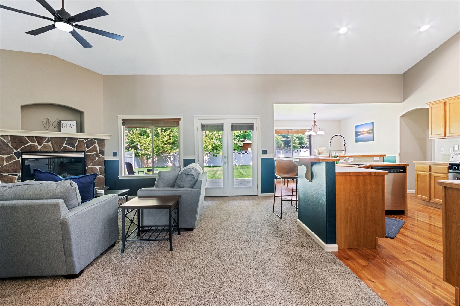 family-home-in-desirable-neighborhood-with-pool-access/