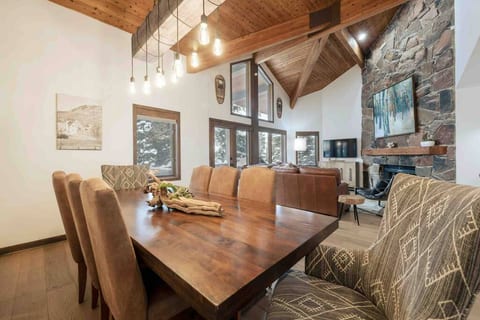Deer Valley Townhome w/ private hot tub & sauna
