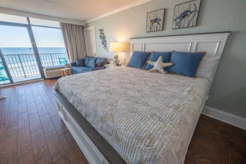 King Bed, Direct Oceanfront