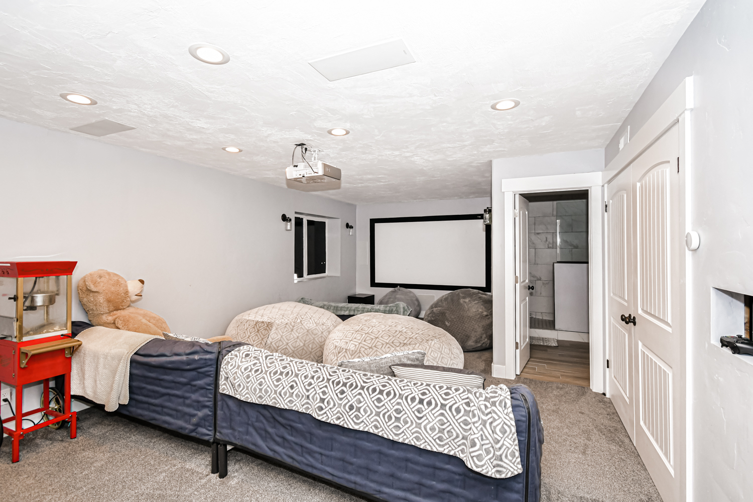 rexburg-5-bedroom-home-with-rock-climbing-wall-and-movie-theater/