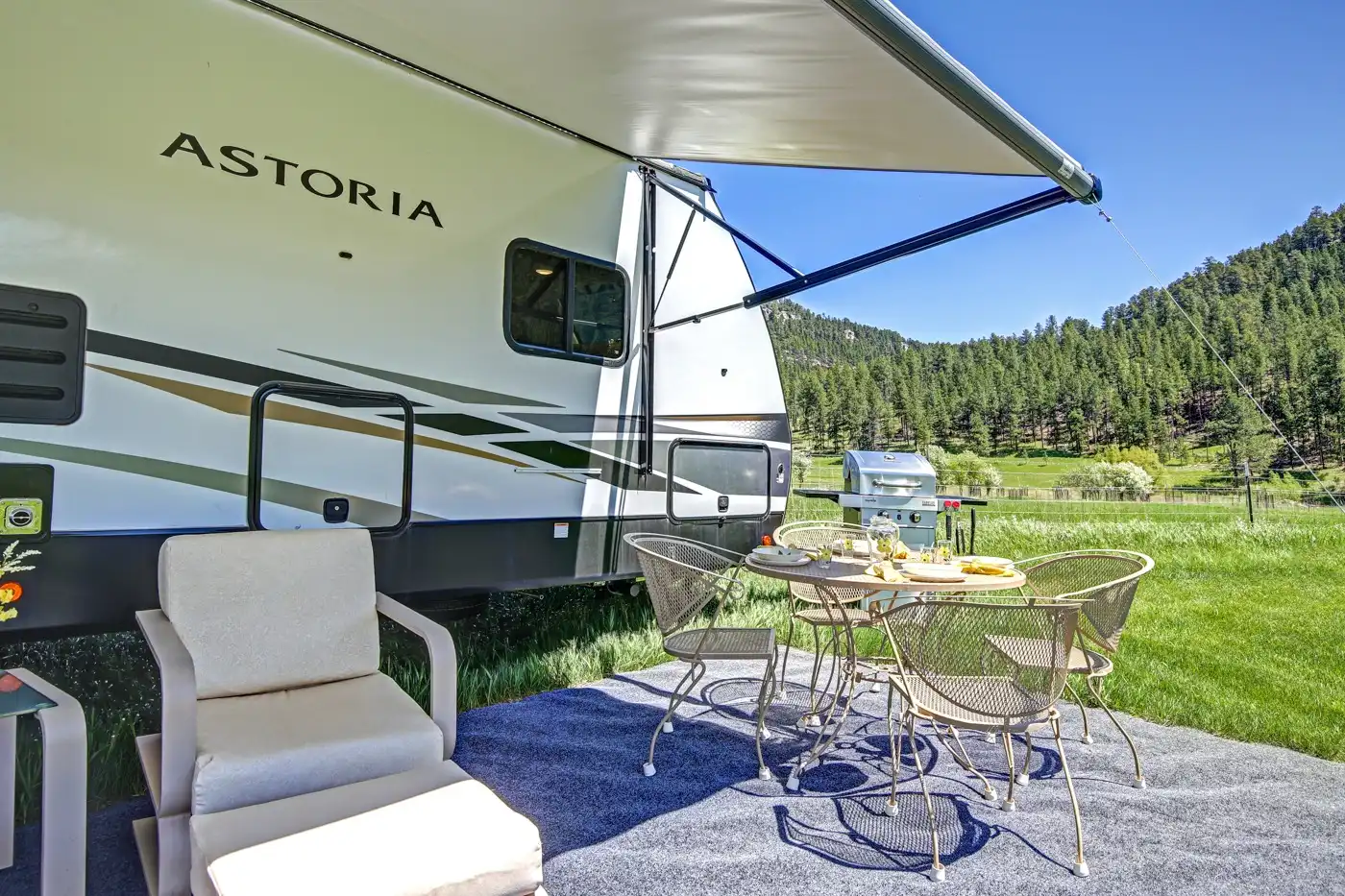 Dove Getaway: King-Bed Views Near-Trails Perfect - Nemo Dove Getaway: King-Bed Views Near-Trails Perfect - Nemo