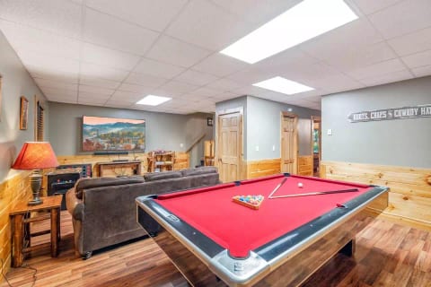 Creekside Serenity Cabin