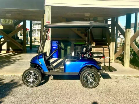 Rent me! Brand new 2023 4-seater golf cart. Street legal- park free anywhere in Surf City! $60/day includes all fees/taxes.