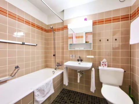 Ringstrasse Apt 225