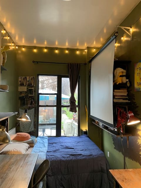12/15-1/15 in the heart of Bushwick