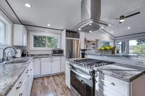 The kitchen is perfect for the family chef!