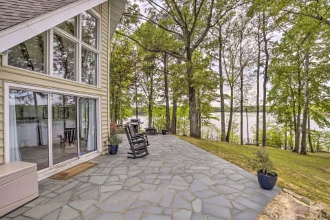 Furnished Patio | BBQ Grill | Firepit