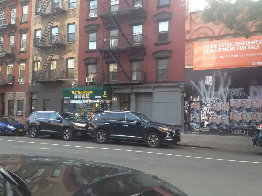 NYC East Village Apt with Working Fireplace New York