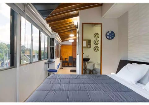 3 Studio Apartment Combo AC Hot tub