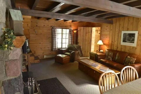 Trails Out Lodge