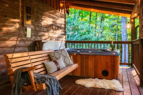 Beary Cozy Cabin