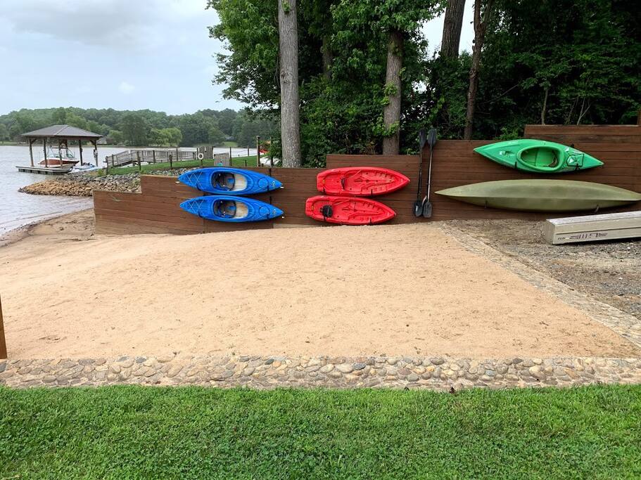 Kayaks are available for your enjoyment. Standup paddle boards (qty 2) not pictured are also available. - Camm’s Lakeside Retreat (close to Charlotte) - Belmont