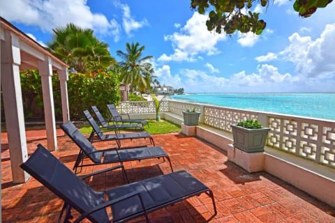 Arcadia - Beachfront