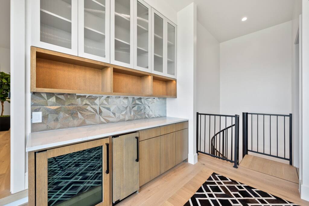 Lakefront Estate -heated spa - chef avail - Streetman Lakefront Estate -heated spa - chef avail - Streetman