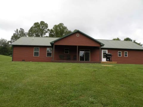 Lake Star Acres at Dale Hollow Lake