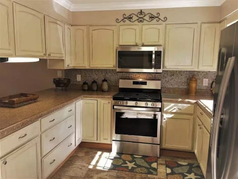 181 Grand Island Blvd ~ Vacations by Fayla~ 2/2.5