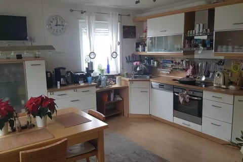Fully-equipped kitchen
