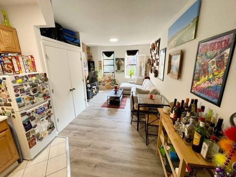 Charming One-Bedroom in South Chelsea