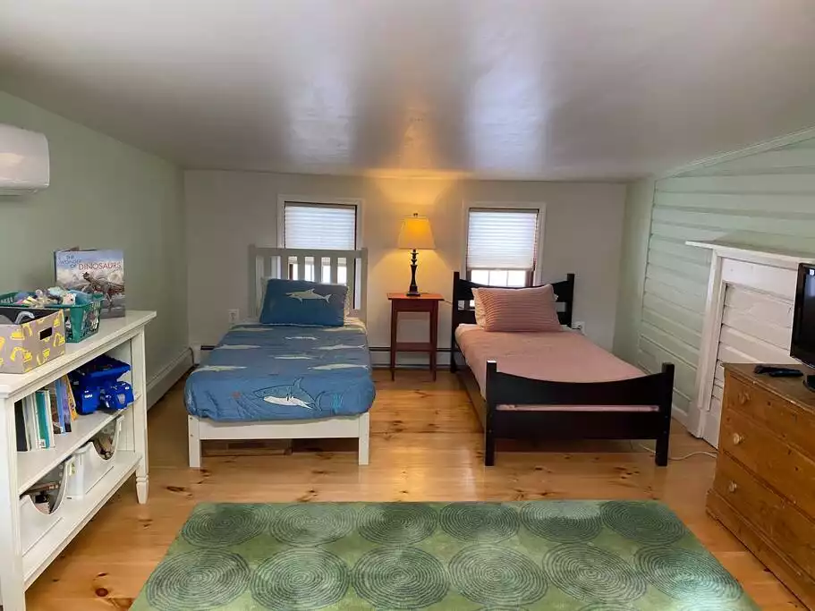 3BR Mountain Getaway in the Heart of the Catskills - Shandaken