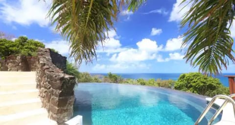 Morne Trulah - Touya Cove