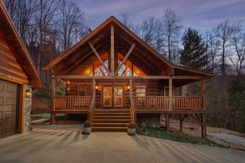 Front view of cabin in Winter