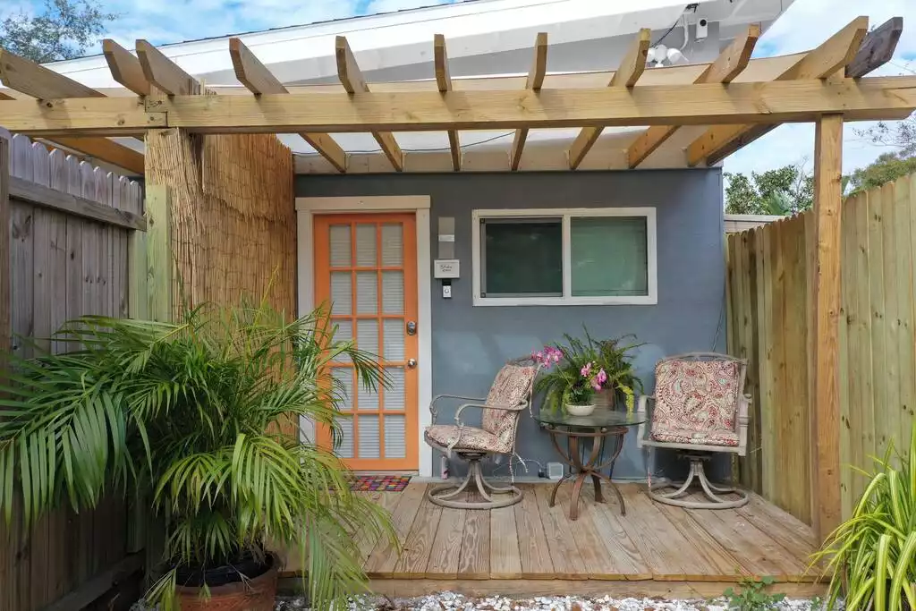 Studio 1 (East) private porch