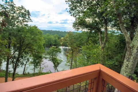 More views of the river, listen to the rapids from the deck as you enjoy your morning coffee
