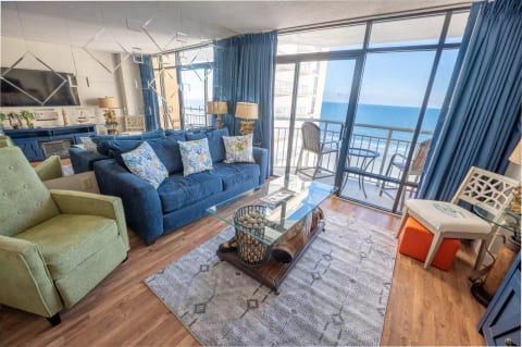 Direct Oceanfront!